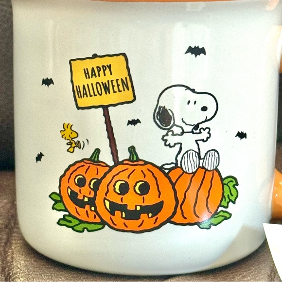Happy Halloween - Peanuts Snoopy & Woodstock in Pumpkin Patch with Bats 21oz Mug - Picture 3 of 8